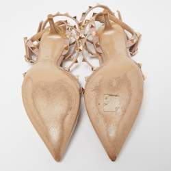 Pre Owned Valentino Beige Patent and Leather Rockstud Pumps Size 36