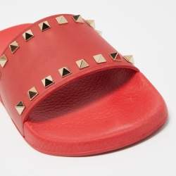 Pre Owned Valentino Red Rubber Rockstud Slides Size 38