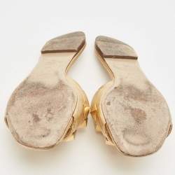 Pre Owned Valentino Gold Quilted Leather Roman Stud Flat Slides Size 38.5