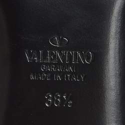 Pre Owned Valentino Gold Leather VLogo Flat Slides Size 38.5