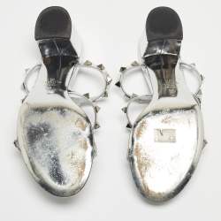 Pre Owned Valentino Silver Leather Rockstud Slides Size 38