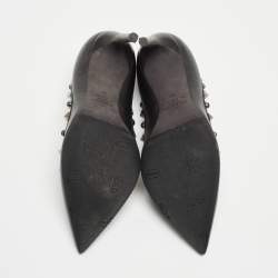 Pre Owned Valentino Black Leather Rolling Rockstud Pointed Toe Pumps Size 36