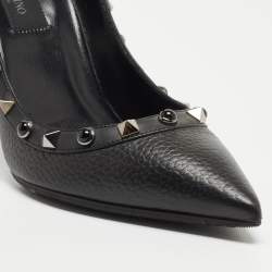 Pre Owned Valentino Black Leather Rolling Rockstud Pointed Toe Pumps Size 36