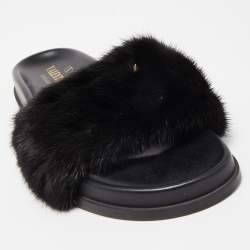 Pre Owned Valentino Black Fur Rockstud Flat Slides Size 40