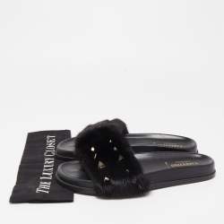 Pre Owned Valentino Black Fur Rockstud Flat Slides Size 40