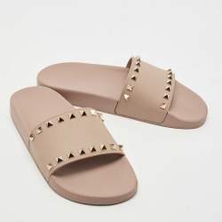 Pre Owned Valentino Beige Rubber Rockstud Slide Flats Size 40