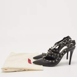 مملوكة مسبقًا Valentino Black Leather Rockstud  Pumps Size 38.5