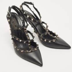 مملوكة مسبقًا Valentino Black Leather Rockstud  Pumps Size 38.5