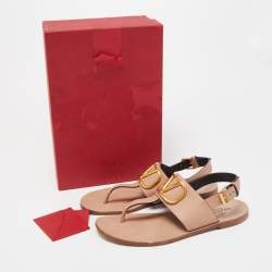 Pre Owned Valentino Light Pink Leather Escape V logo Flat Sandals Size 37.5