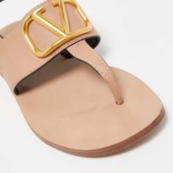 Pre Owned Valentino Light Pink Leather Escape V logo Flat Sandals Size 37.5