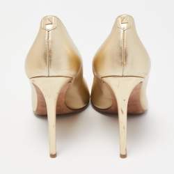 Pre Owned Valentino Gold Leather Pointed Toe Pumps Size 37