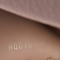 Pre Owned Valentino Pink Rubber Rockstud Flat Slides Size 40