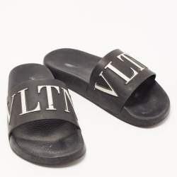 Pre Owned Valentino Black Rubber VLTN Pool Slide Flat Size 40