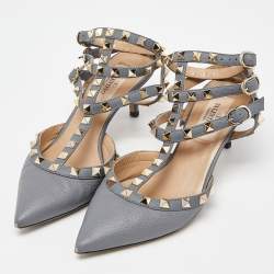 Pre Owned حذاء كعب عالي فالنتينو روكستد جلد أزرق كحلي بحزام للكاحل مقاس 36