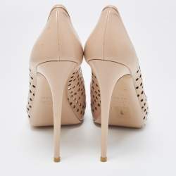 Pre Owned Valentino Beige Perforated Leather Floral Applique Peep Toe Pumps Size 40.5