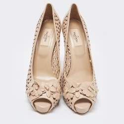 Pre Owned Valentino Beige Perforated Leather Floral Applique Peep Toe Pumps Size 40.5