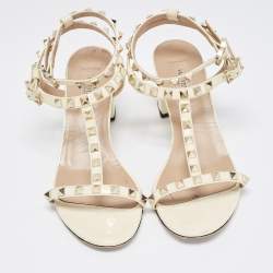 Pre Owned Valentino Cream Patent Leather Rockstud Sandals Size 39