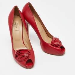 Pre Owned Valentino Red Leather Rose Applique Peep Toe Pumps Size 41