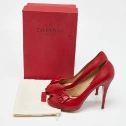 Pre Owned Valentino Red Leather Rose Applique Peep Toe Pumps Size 41