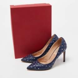 Pre Owned Valentino Blue Quilted Leather Rockstud Pointed Toe Pumps Size 36.5