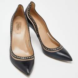 Pre Owned Valentino Black Leather Studded Pointed Toe Pumps Size 39