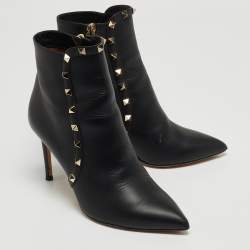 Pre Owned Valentino Black Leather Rockstud Pointed Toe Boots Size 37