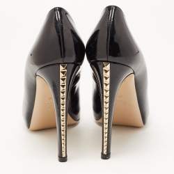 Pre Owned Valentino Black Patent Leather Rockstud Peep Toe Pumps Size 39