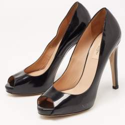 Pre Owned Valentino Black Patent Leather Rockstud Peep Toe Pumps Size 39