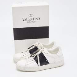 Pre Owned Valentino White/Black Leather Rockstud Untitled Sneakers Size 38