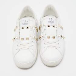 Pre Owned Valentino White Leather Rockstud Low Top Sneakers Size 35.5