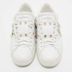 Pre Owned Valentino White Leather Heart Applique Rockstud Low Top Sneakers Size 39