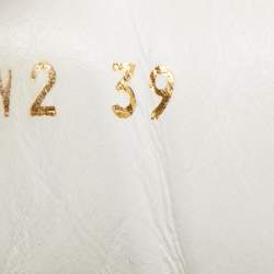 Pre Owned Valentino White Leather Heart Applique Rockstud Low Top Sneakers Size 39