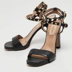 Pre Owned Valentino Black Leather Rockstud Ankle Strap Sandals Size 35