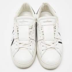 Pre Owned Valentino White/Grey Leather VLTN Rockstud Sneakers Size 38