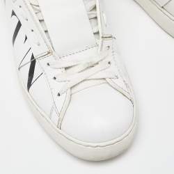 Pre Owned Valentino White/Grey Leather VLTN Rockstud Sneakers Size 38