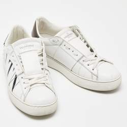 Pre Owned Valentino White/Grey Leather VLTN Rockstud Sneakers Size 38