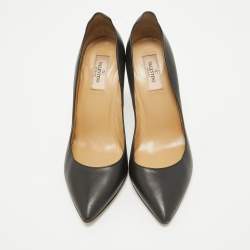 Pre Owned Valentino Black Leather Rockstud Pointed Toe Pumps Size 39.5