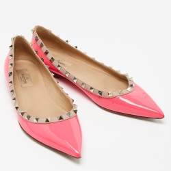 Pre Owned Valentino Pink/Beige Patent Leather Rockstud Pointed Toe Ballet Flats Size 40