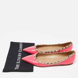 Pre Owned Valentino Pink/Beige Patent Leather Rockstud Pointed Toe Ballet Flats Size 40