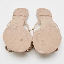 Pre Owned Valentino Pink Rubber Rockstud Thong Flats Size 38