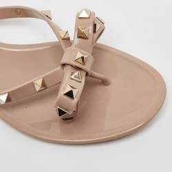Pre Owned Valentino Pink Rubber Rockstud Thong Flats Size 38