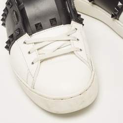 Pre Owned Valentino White/Black Leather Rockstud Low Top Sneakers Size 39.5