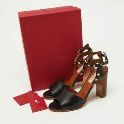 Pre Owned Valentino Black Leather Rockstud Ankle Strap Sandals Size 40