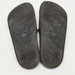 Pre Owned Valentino Black Rubber Rockstud Flat Slides Size 40