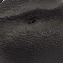 Pre Owned Valentino Black Rubber Rockstud Flat Slides Size 40