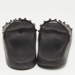 Pre Owned Valentino Black Rubber Rockstud Flat Slides Size 40