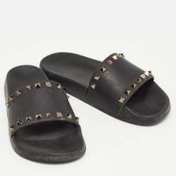 Pre Owned Valentino Black Rubber Rockstud Flat Slides Size 40