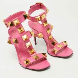 مملوكة مسبقًا Valentino Pink Leather Roman Stud Ankle Strap Sandals Size 36.5