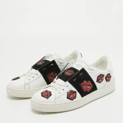 Pre Owned Valentino White/Black Leather and Suede Kiss Me Sneakers Size 39