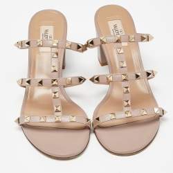 مملوكة مسبقًا Valentino Pink Leather Rockstud Block Heel Slide Sandals Size 41
